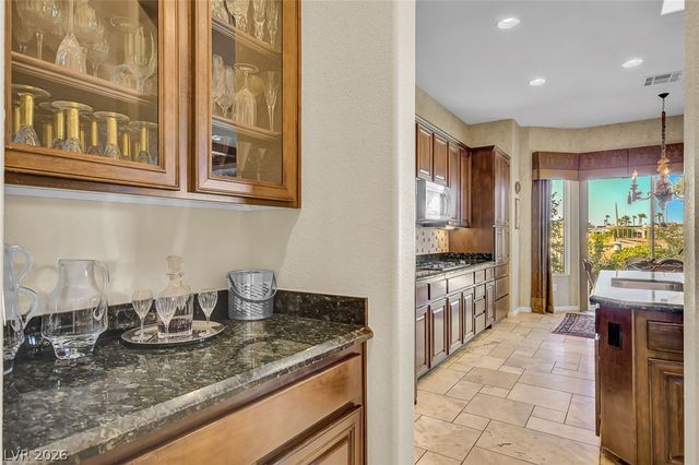10266 Romantico Drive, Las Vegas, NV 89135