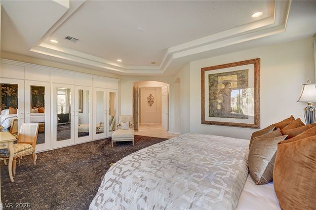 10266 Romantico Drive, Las Vegas, NV 89135