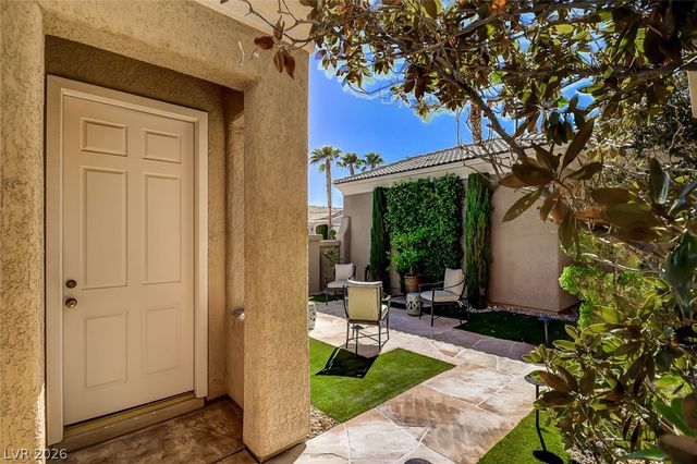 10266 Romantico Drive, Las Vegas, NV 89135
