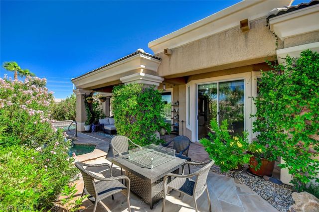 10266 Romantico Drive, Las Vegas, NV 89135