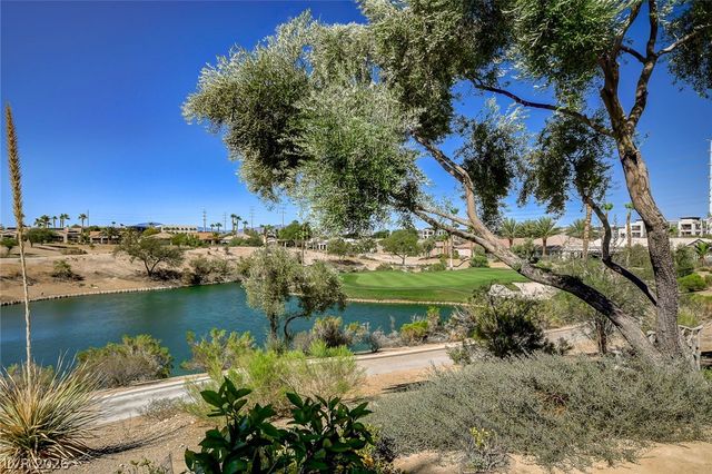 10266 Romantico Drive, Las Vegas, NV 89135