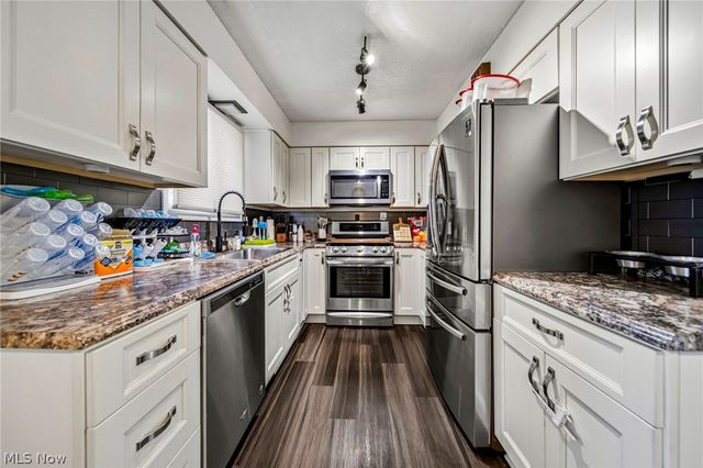 38102 Parkway Boulevard, Willoughby, OH 44094