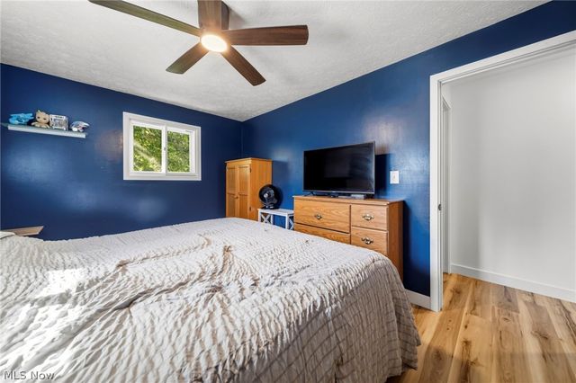 38102 Parkway Boulevard, Willoughby, OH 44094