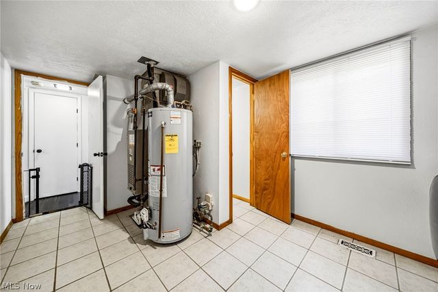 38102 Parkway Boulevard, Willoughby, OH 44094