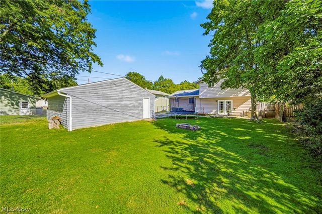 38102 Parkway Boulevard, Willoughby, OH 44094
