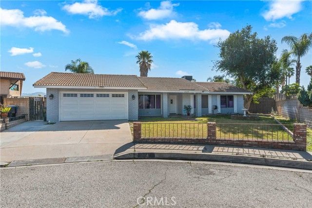 2649 28th, Highland, CA 92346