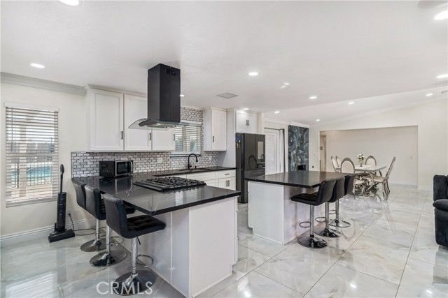 2649 28th, Highland, CA 92346