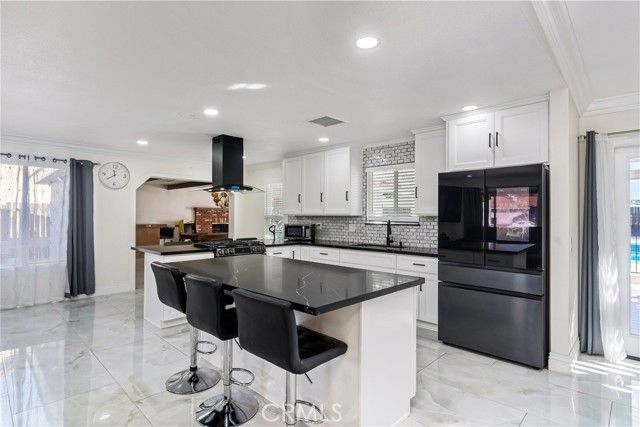 2649 28th, Highland, CA 92346