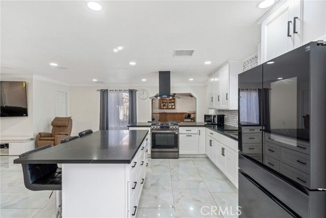 2649 28th, Highland, CA 92346