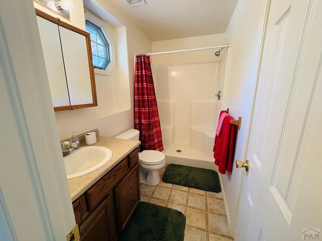 4339 Goodnight Ave, Pueblo, CO 81005