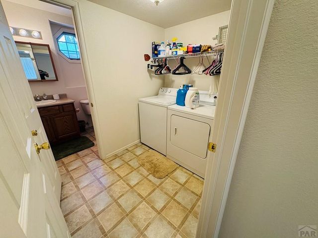 4339 Goodnight Ave, Pueblo, CO 81005
