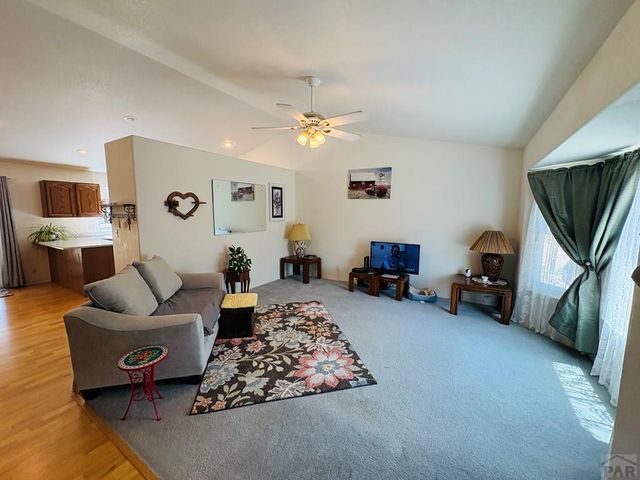 4339 Goodnight Ave, Pueblo, CO 81005