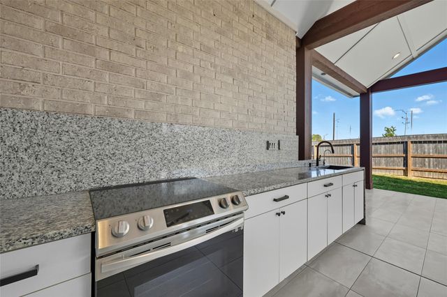 24203 Norwood Groves Dr Drive, Richmond, TX 77469