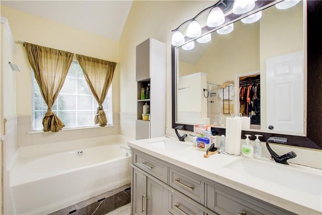 56 Montpelier Place, Sharpsburg, GA 30277