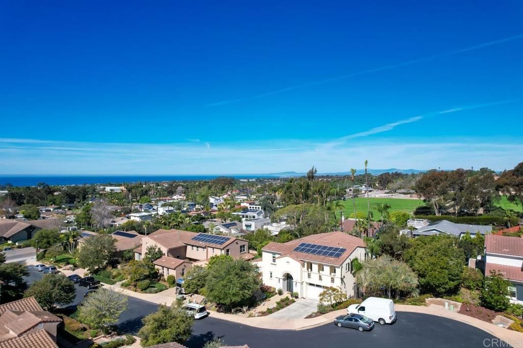 Image 29 of property listing at 1010 Scarlet Way, Encinitas, CA 92024