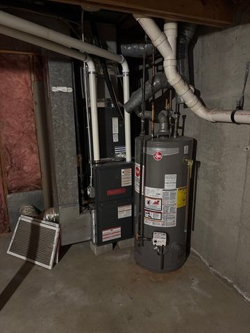 139 Wellman Ave 139, Chelmsford, MA 01863