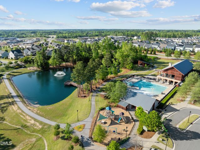 1821 Shady Oaks Drive, Wendell, NC 27591