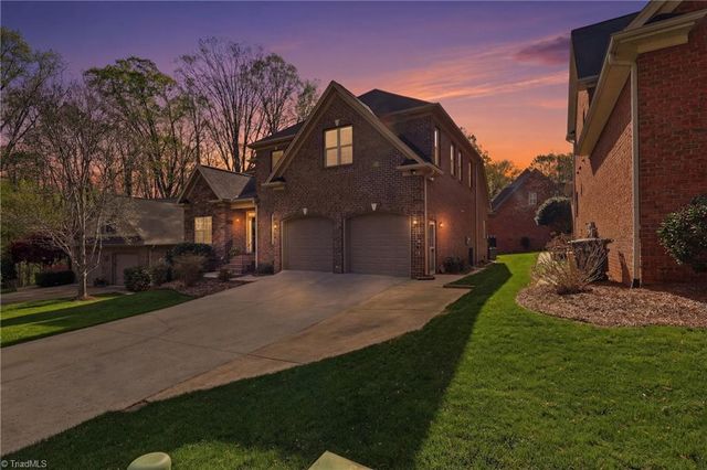 4420 Rosebriar Square Drive, Winston-salem, NC 27106