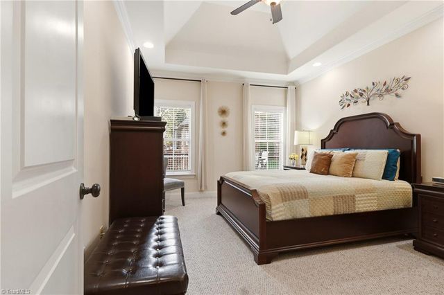 4420 Rosebriar Square Drive, Winston-salem, NC 27106