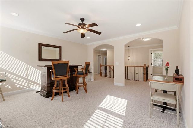 4420 Rosebriar Square Drive, Winston-salem, NC 27106