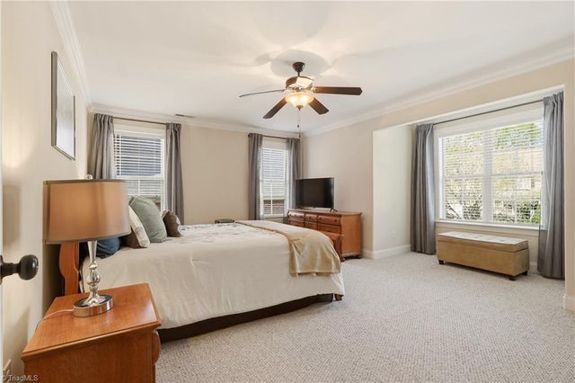 4420 Rosebriar Square Drive, Winston-salem, NC 27106