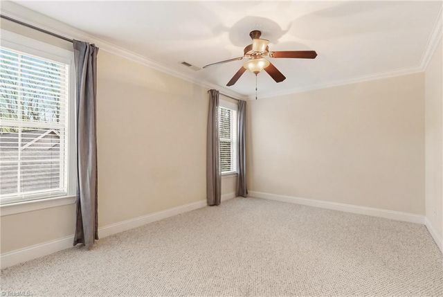 4420 Rosebriar Square Drive, Winston-salem, NC 27106