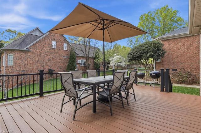 4420 Rosebriar Square Drive, Winston-salem, NC 27106