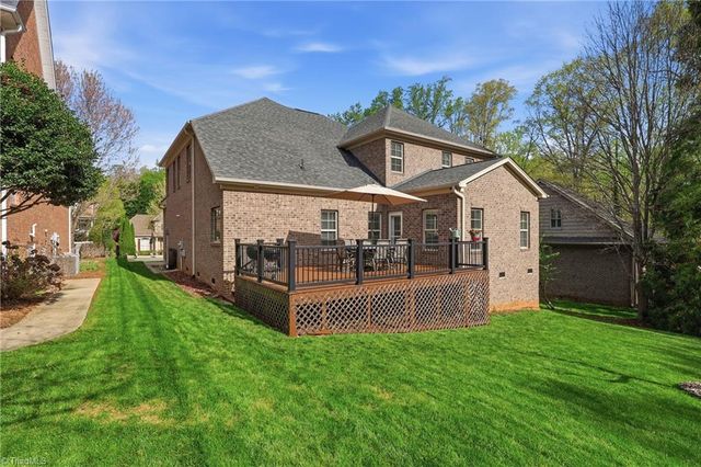 4420 Rosebriar Square Drive, Winston-salem, NC 27106