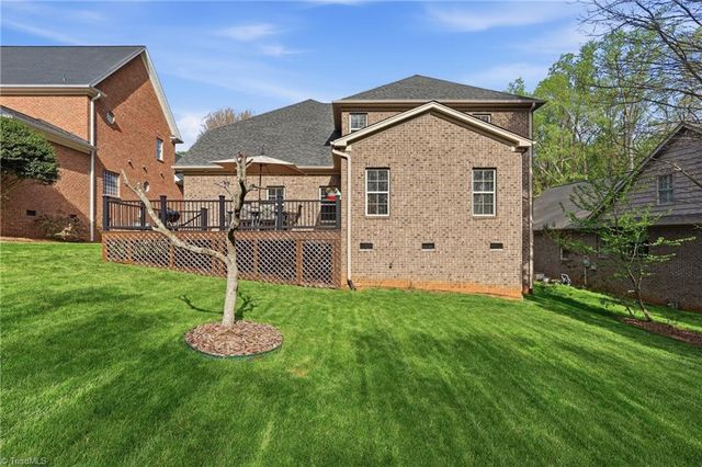 4420 Rosebriar Square Drive, Winston-salem, NC 27106