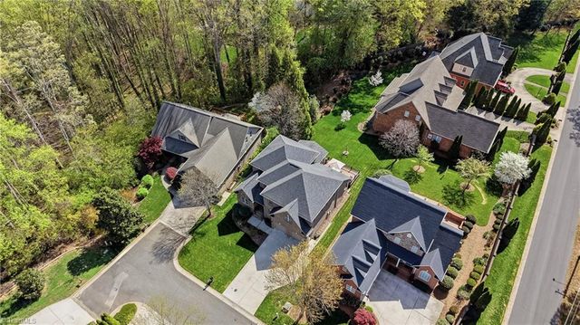 4420 Rosebriar Square Drive, Winston-salem, NC 27106