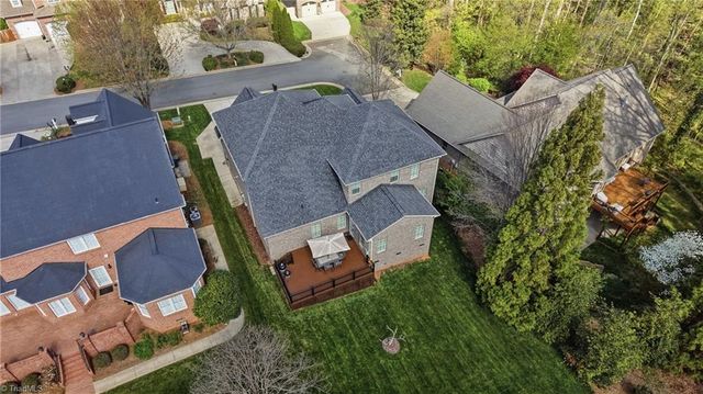 4420 Rosebriar Square Drive, Winston-salem, NC 27106