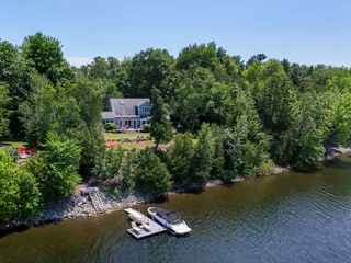 1206 Savage Point Road, North Hero, VT 05474