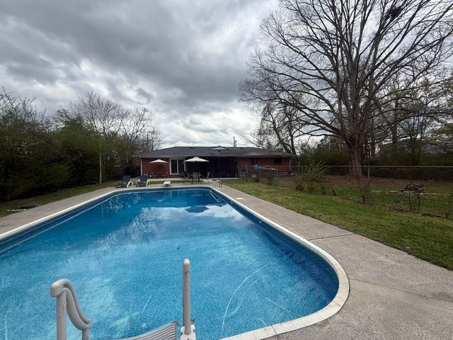 1943 Old Lafayette Road, Fort Oglethorpe, GA 30742