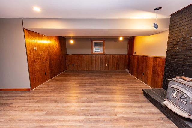 45 Renshaw Road, Hamden, CT 06518