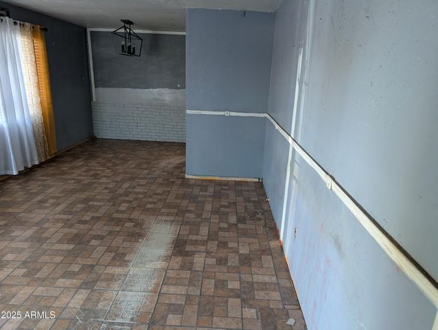 2915 W PIERCE Street, Phoenix, AZ 85009