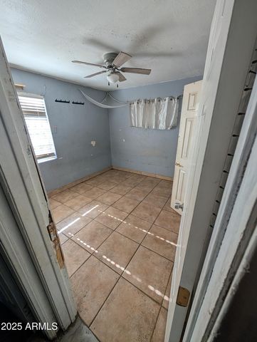 2915 W PIERCE Street, Phoenix, AZ 85009