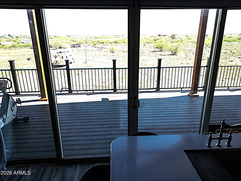 Image 9 of property listing at 286 S Palm Road, Pearce, AZ 85625
