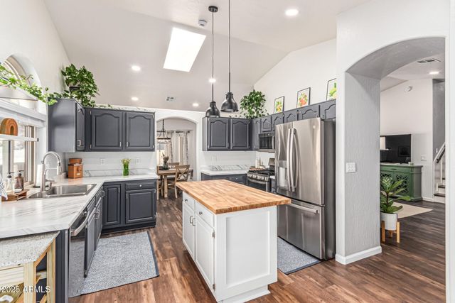 16601 S 37TH Way, Phoenix, AZ 85048