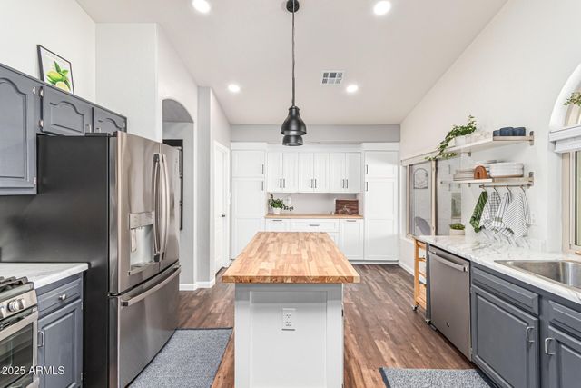 16601 S 37TH Way, Phoenix, AZ 85048