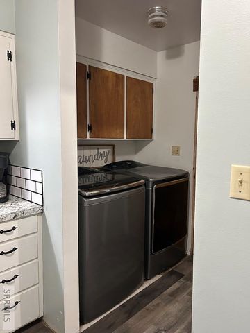 13 W Bannock Road, Salmon, ID 83467