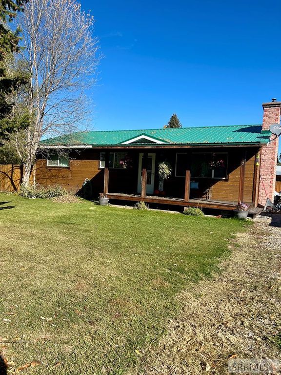 Image 1 of property listing at 13 W Bannock Road, Salmon, ID 83467