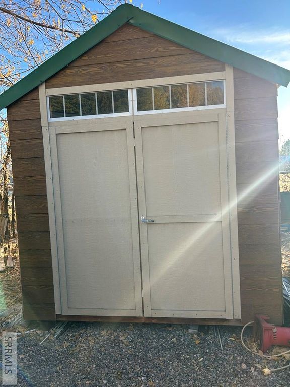 Image 24 of property listing at 13 W Bannock Road, Salmon, ID 83467