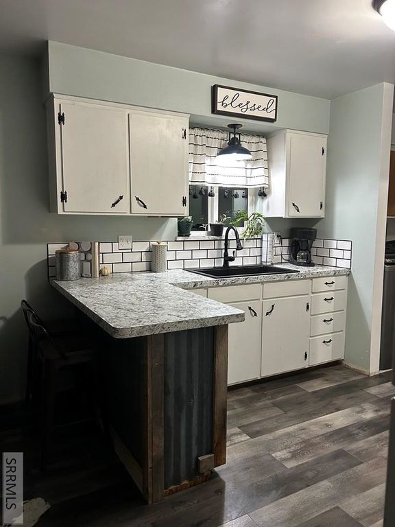 Image 5 of property listing at 13 W Bannock Road, Salmon, ID 83467