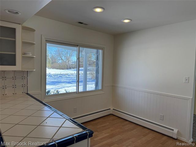 4138 Westover Drive, West Bloomfield, MI 48323