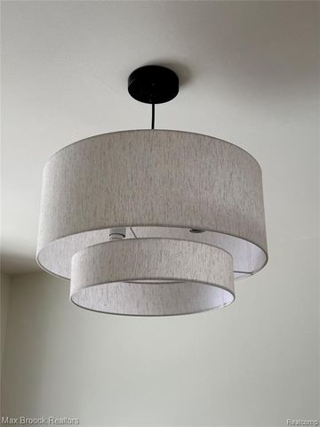 4138 Westover Drive, West Bloomfield, MI 48323