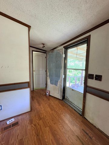 1972 Garvin Ridge Road, Olive Hill, KY 41164