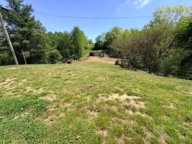 1972 Garvin Ridge Road, Olive Hill, KY 41164