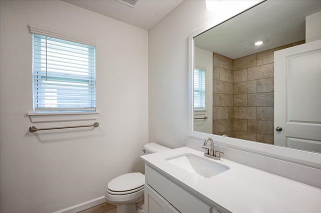 1712 Bloomington Court, Newcastle, OK 73065