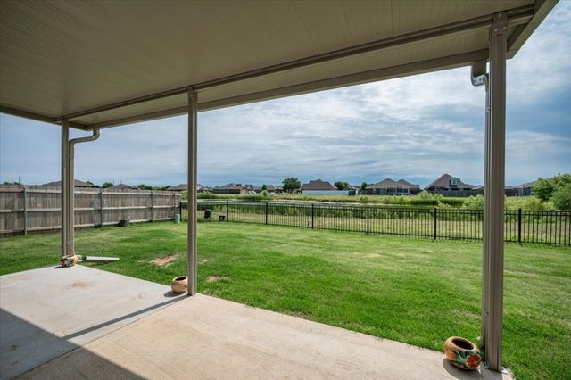 1712 Bloomington Court, Newcastle, OK 73065