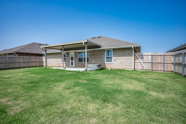 1712 Bloomington Court, Newcastle, OK 73065
